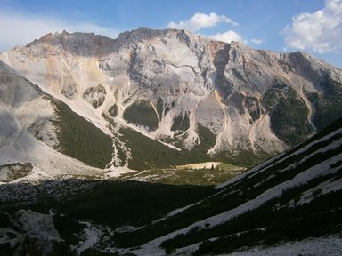 Punte di Col Becchei (Croda del Becco 2736, quota 2685 e Col Becchei di Sopra 2794)