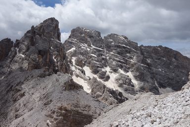 Siamo poco sopra Forcella Michele (non si vede sulla foto)