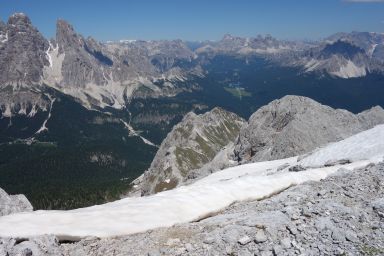 Sulla cima La Cesta, verso Cime di Malquoira (SO e NE) e  Cima del Laudo Ovest