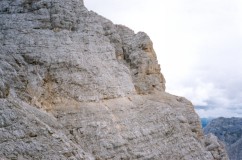 La cengia orrizzontale delle Tre Sorelle