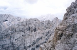 Forcella doppia (forcellino sinistro) tra Prima e Seconda Sorella : il lato della salita; subito a destra la cresta principale verso Prima Sorella
