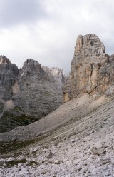 Monti della Caccia Grande quota 3004, la sua forcella, Tre Sorelle